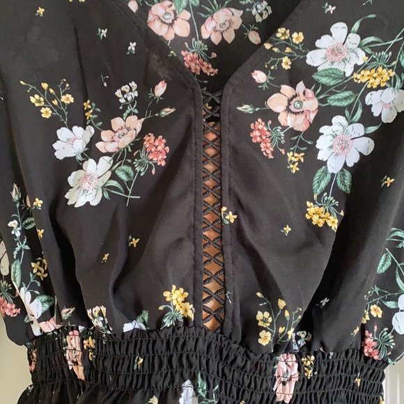Cropped floral blouse - Picture 2 of 2